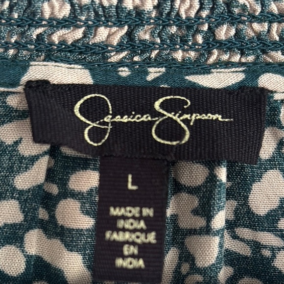 Jessica Simpson Flutter Sleeve Ruffled V-Neck Bohemian  Blouse Green/Cream (L) - Picture 10 of 11